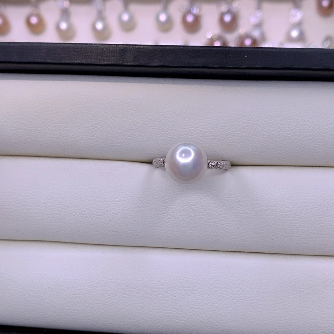 颈饰银S925镶嵌淡水珍珠