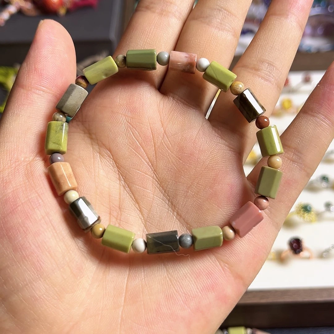 水晶手串未镶嵌阿拉善玛瑙