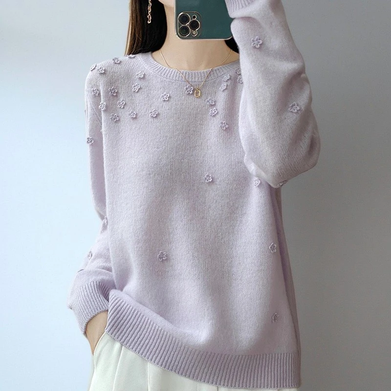 100%纯羊毛秋冬季新款100%纯针织衫中年妈妈装宽松圆领绣花羊毛衫