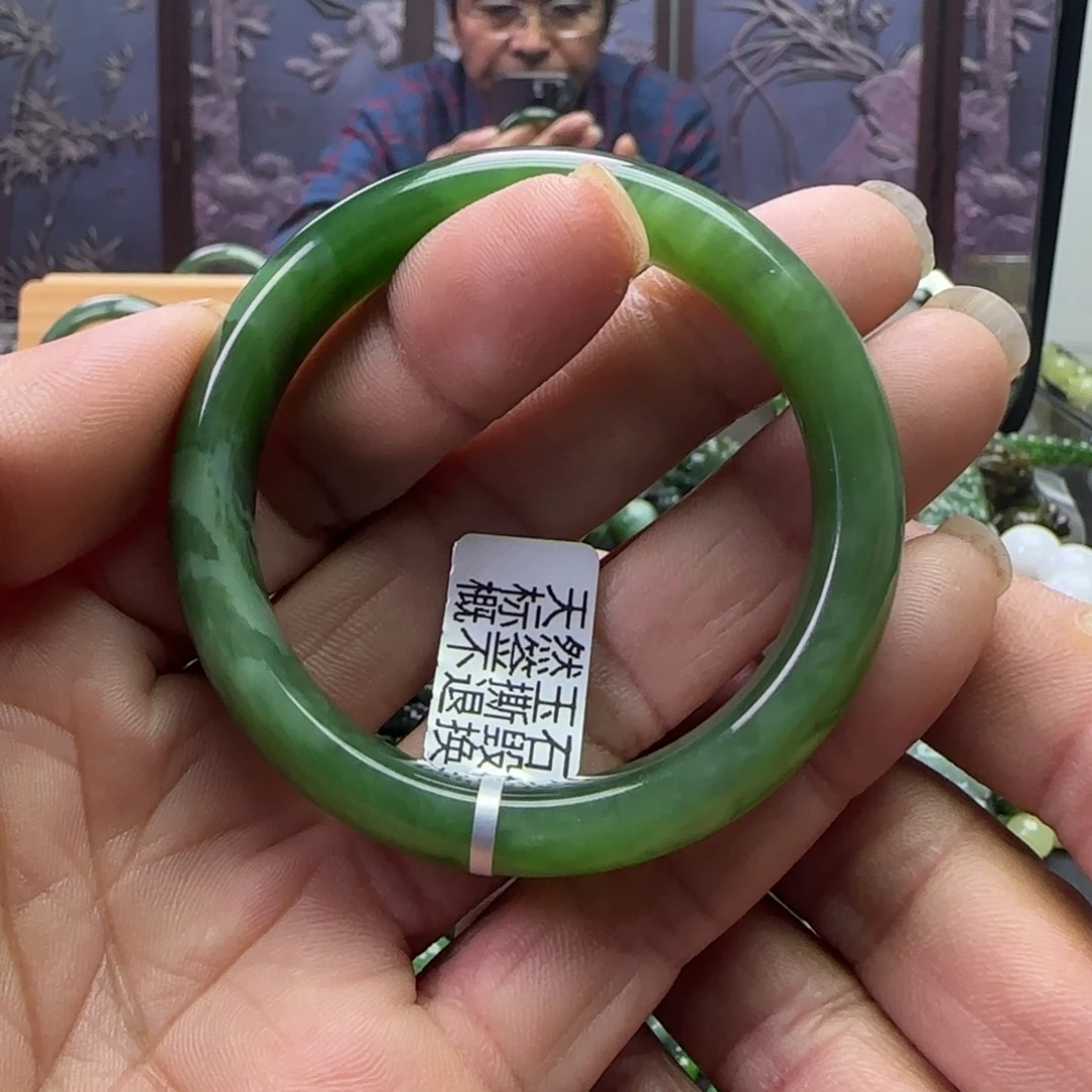 和田玉未镶嵌珠宝奇石