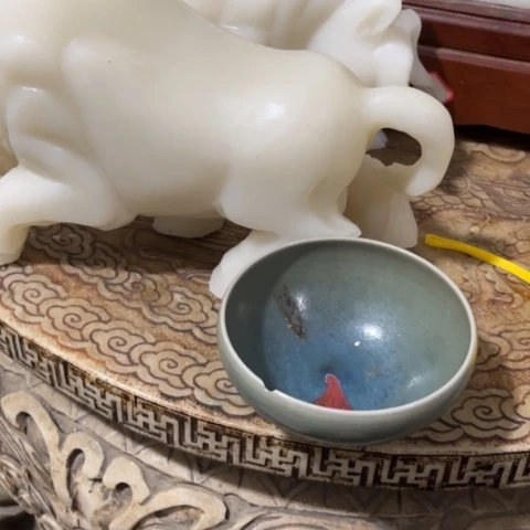 摆件流**沙瓷器等艺术作品