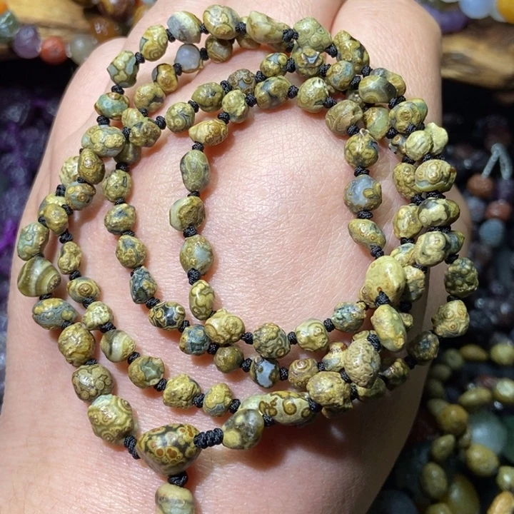 沙***光玛瑙/玉髓合金颈饰