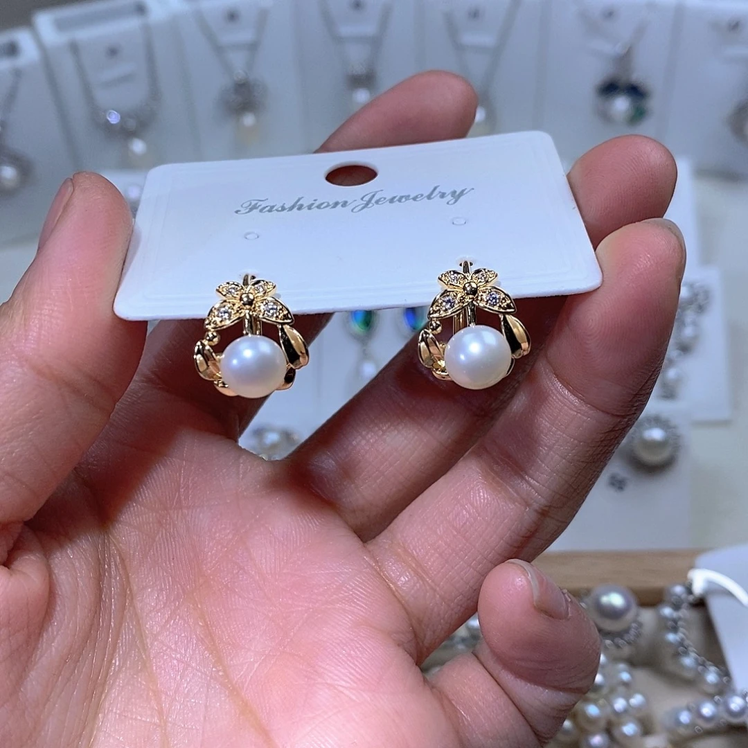 淡水珍珠未镶嵌耳饰