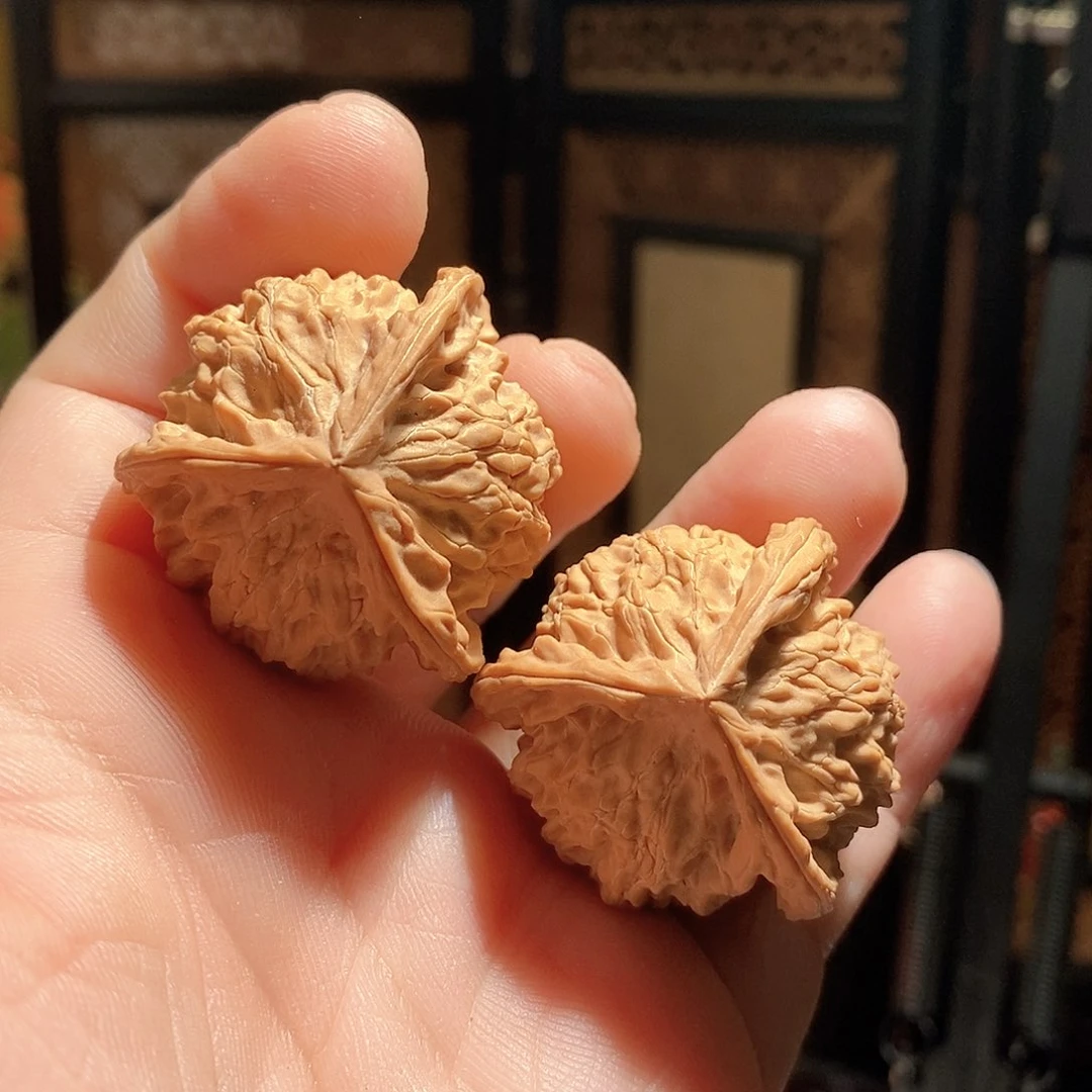 文玩核桃把件Z**_38盘山三棱全品
