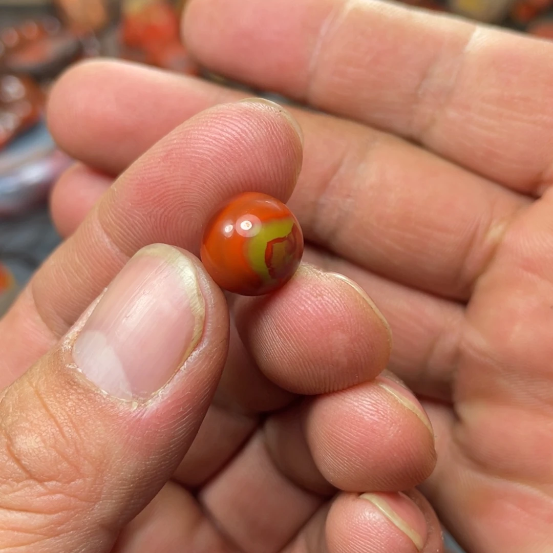 南红玛瑙未镶嵌手链