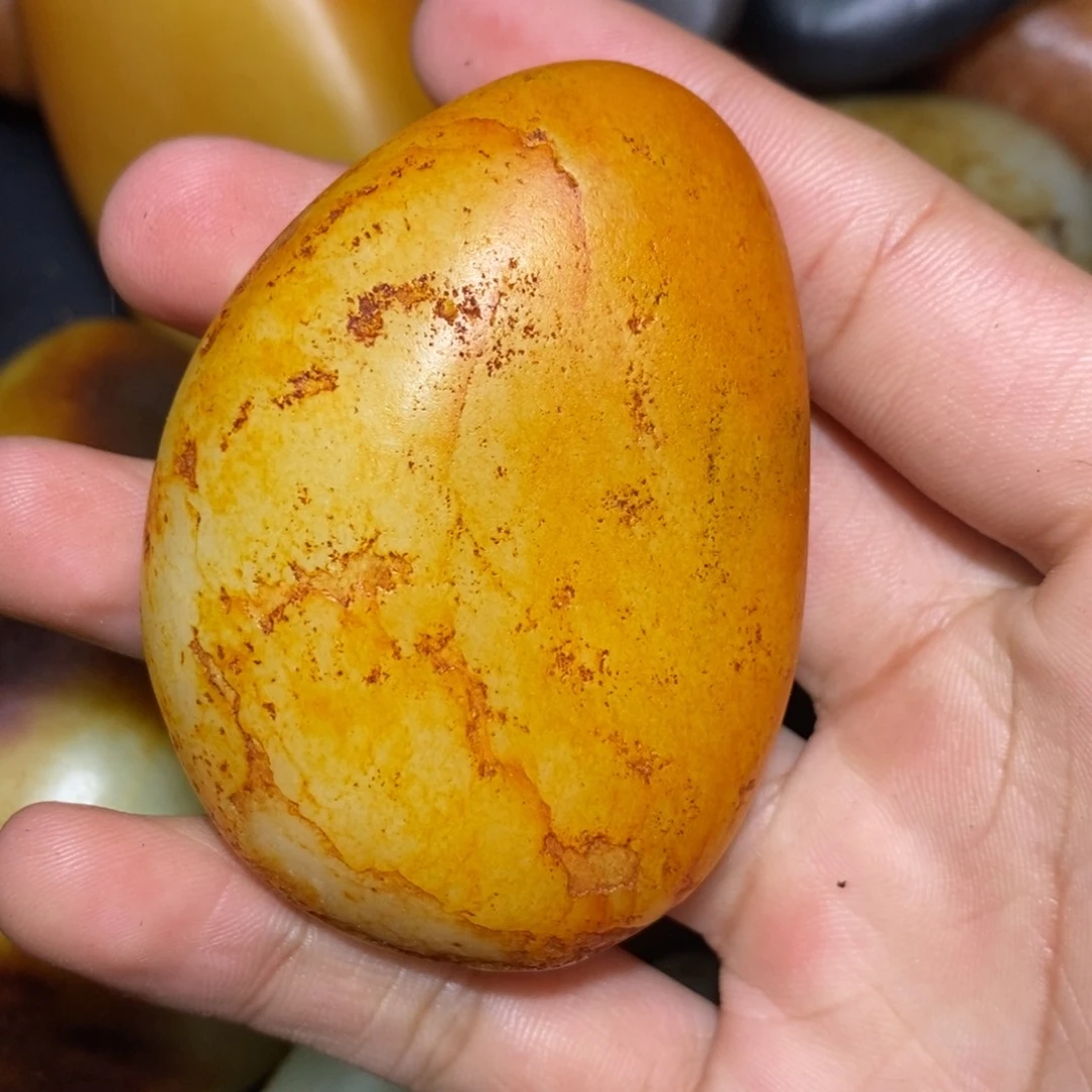 和田玉未镶嵌珠宝奇石