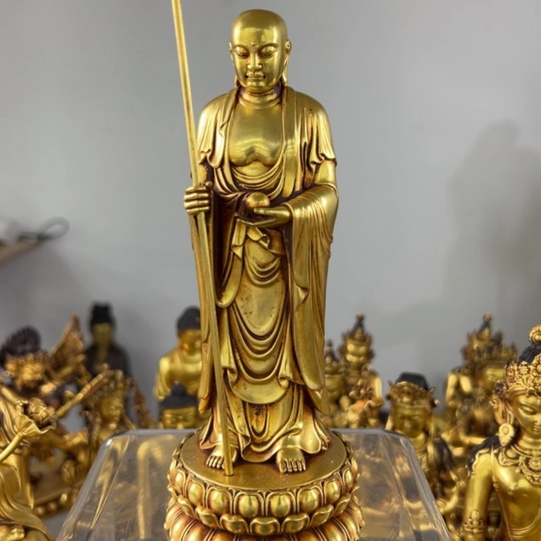 茶**生佛像的造型和造型