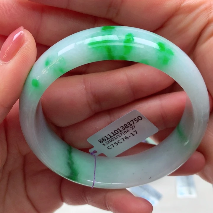 翡翠手镯未镶嵌天然缅甸A货翡翠