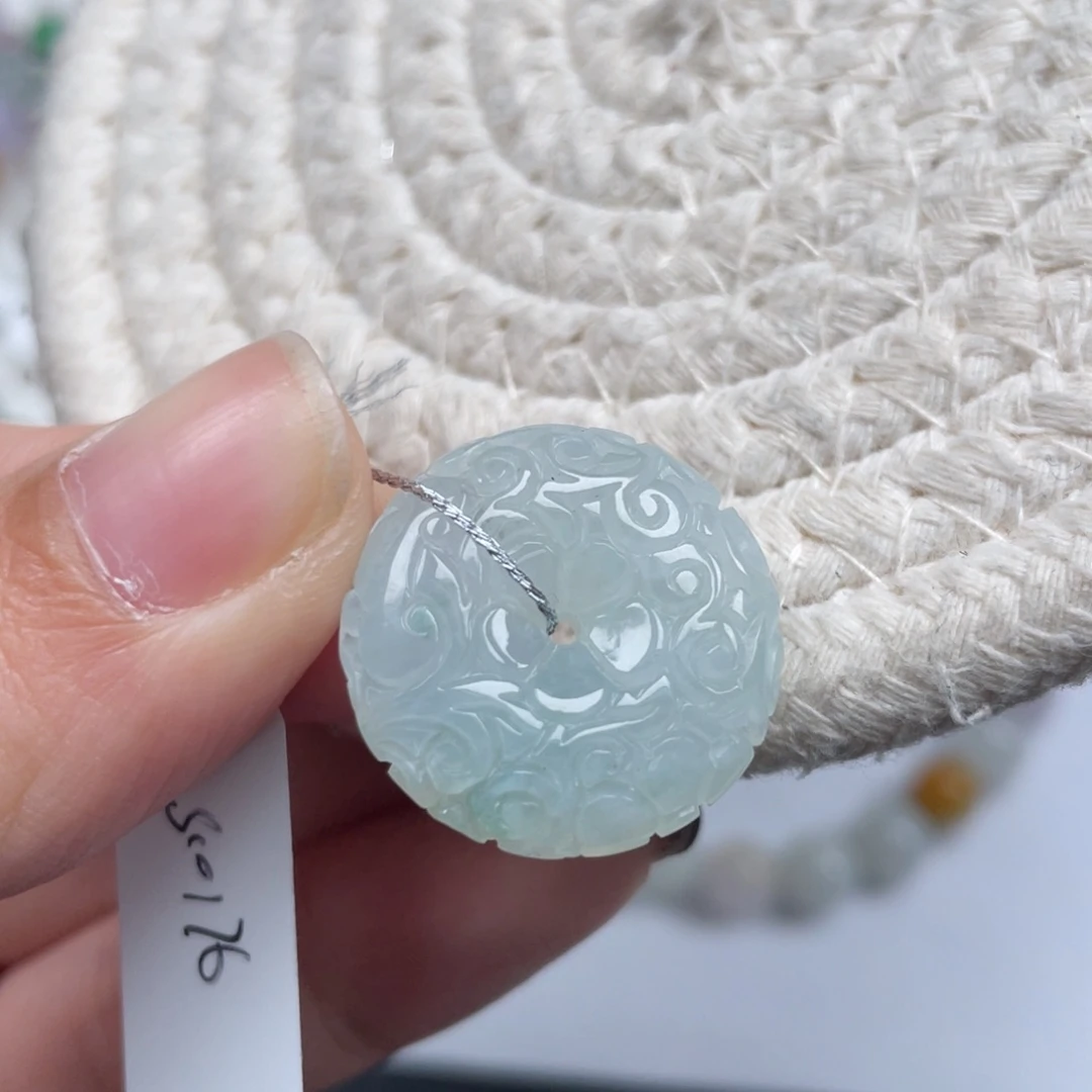 翡翠未镶嵌颈饰天然A货缅甸翡翠