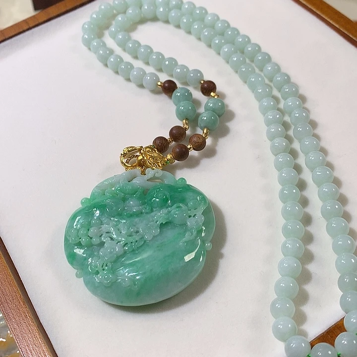 翡翠未镶嵌颈饰翡翠吊坠