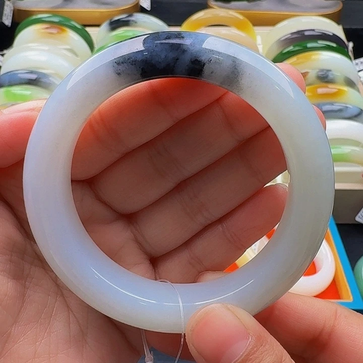 未镶嵌手镯和田玉55.5