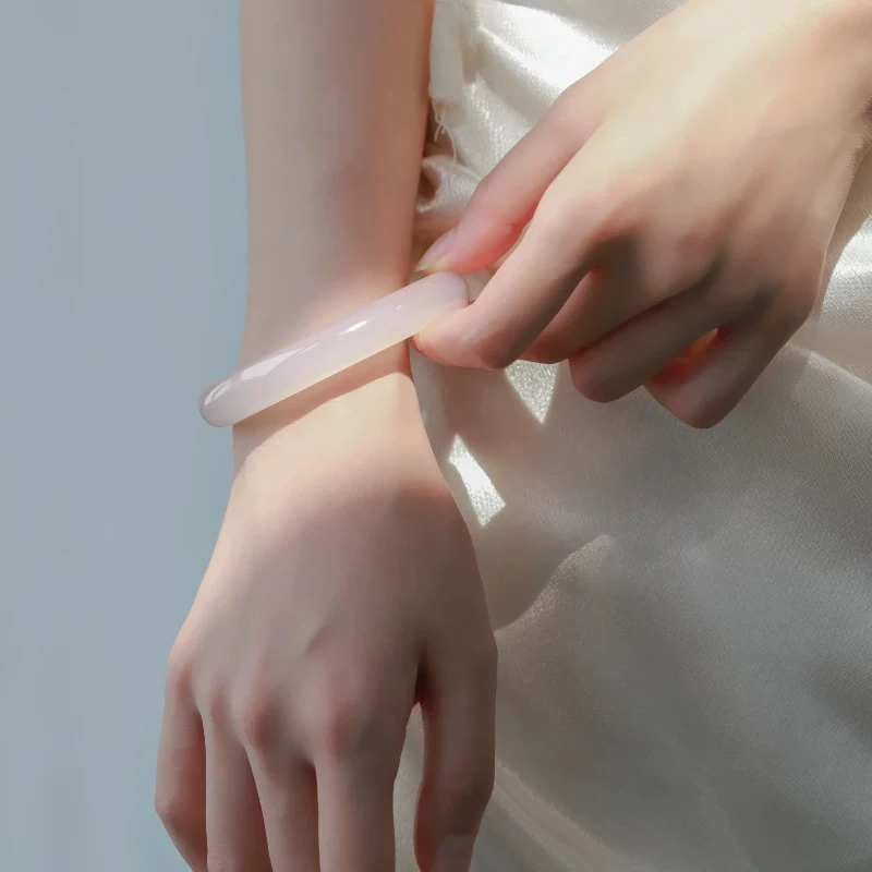 白月光玉髓手镯女款荔枝冻冰种高冰玉镯正圈玛瑙镯子玉手镯礼物