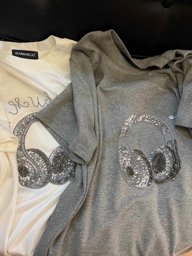 Bamancai-重工刺绣镶钻短袖t恤新款短款耳机卡通修身显瘦上衣