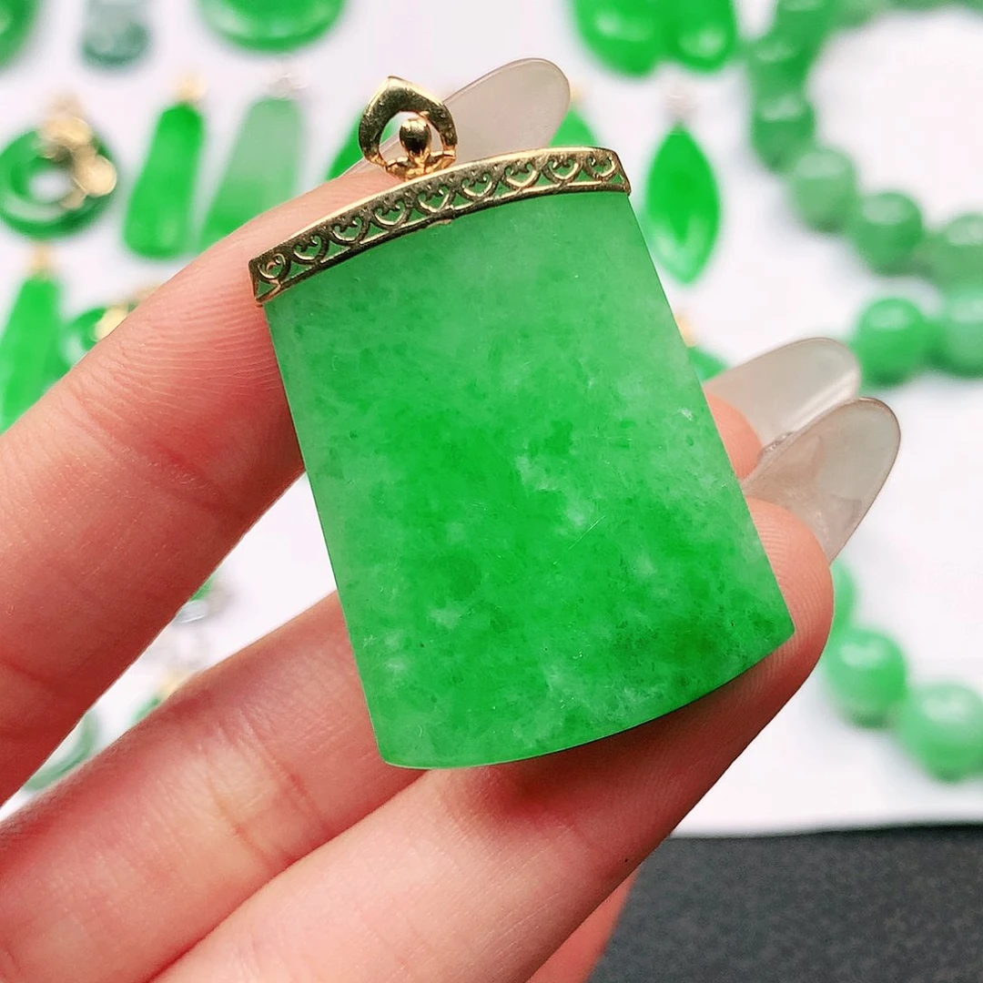 吊坠(不含链)18K金镶嵌翡翠
