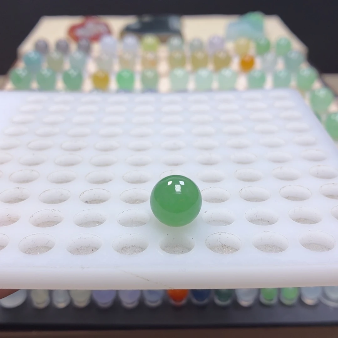 翡翠未镶嵌手链11.95翡翠圆珠