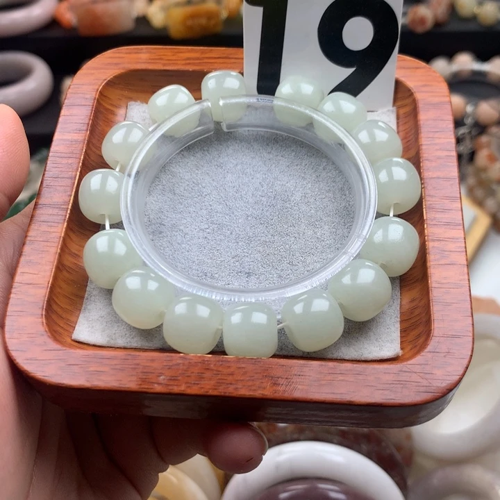 石英质玉手链未镶嵌