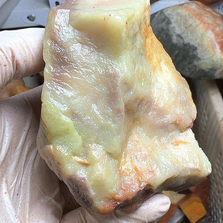 寿山石用****1寿山石的颜色