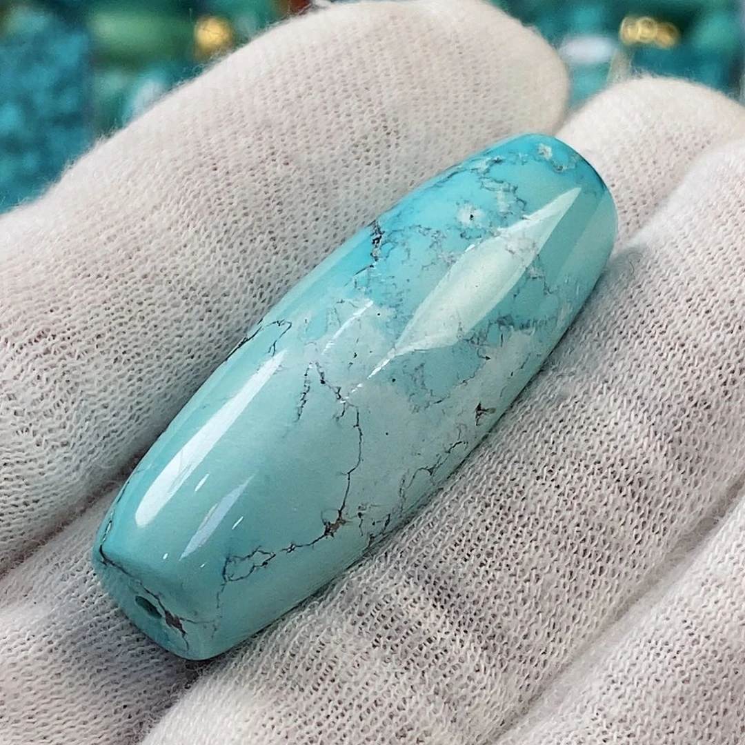 绿松石配饰未镶嵌爱**人