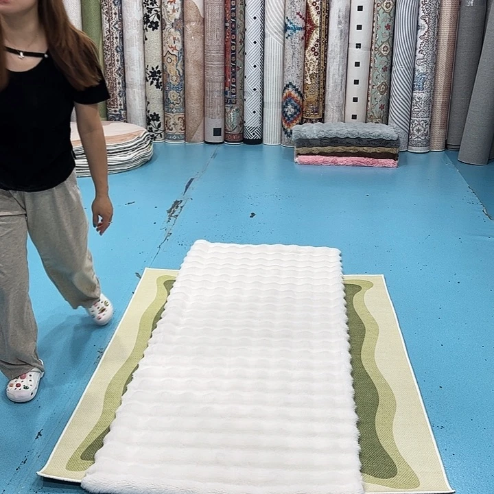 混纺80×200误差正负1-3厘米麂皮绒底仿兔毛泡泡球特价