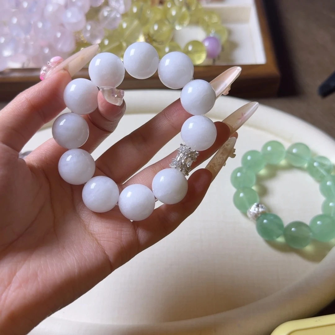 烟晶手链未镶嵌是***?婚纱白幽灵16卡