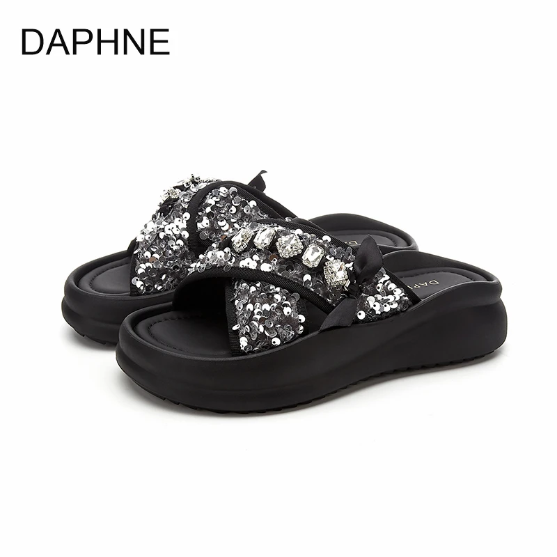 达芙妮凉鞋纯色运动钻亮片时装凉鞋凉拖鞋时尚复古风