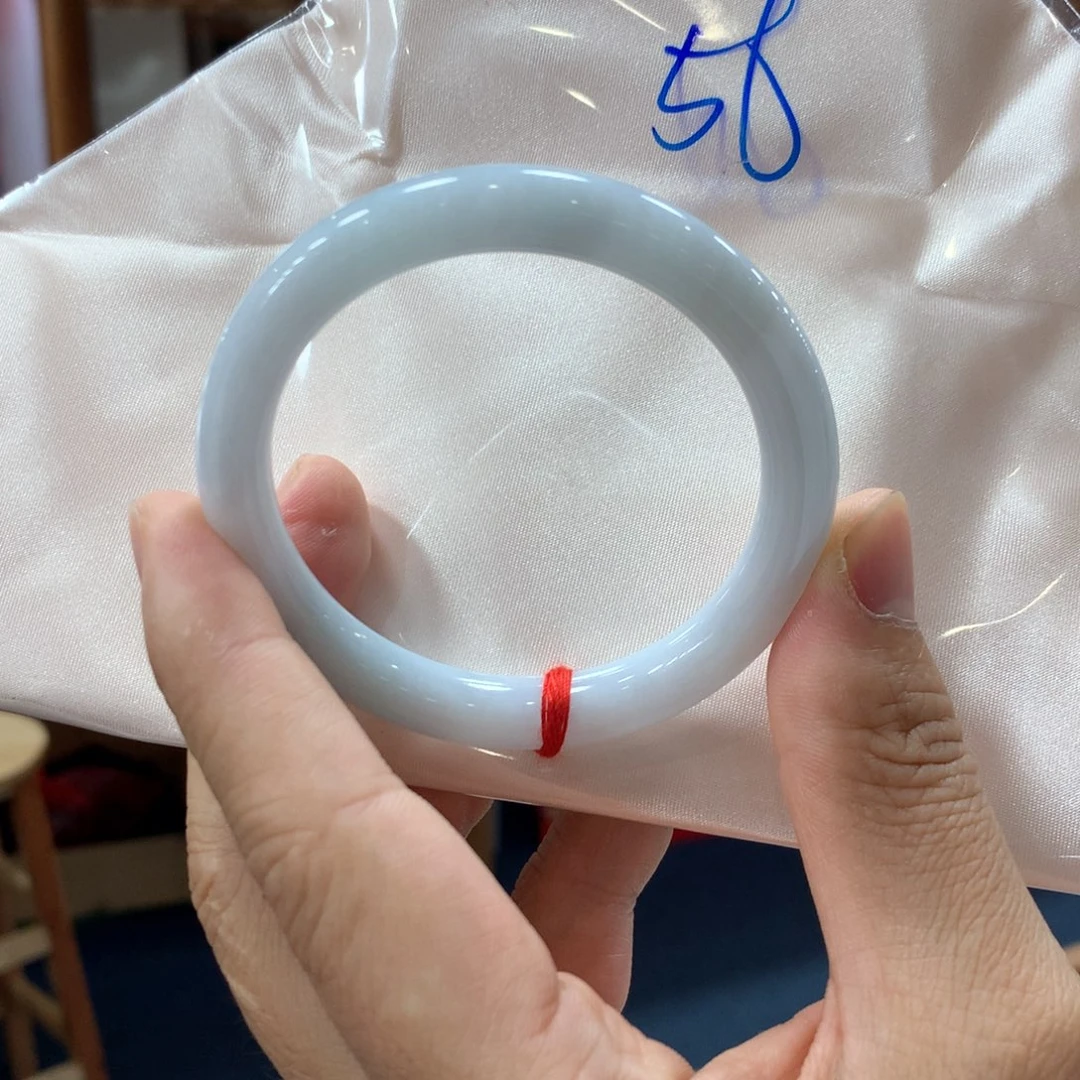 翡翠未镶嵌手镯买断