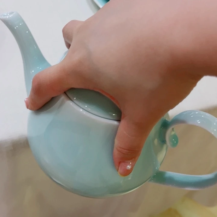 青瓷哈哈哈哈哈哈哈哈哈哈哈