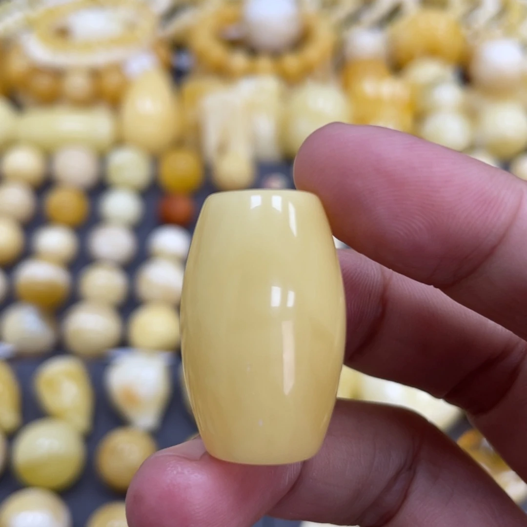 蜜蜡未镶嵌裸石18*28mm浓蜡桶珠