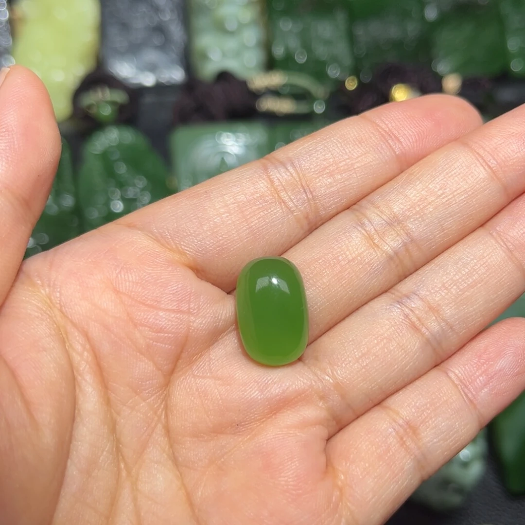 阿****和田玉未镶嵌颈饰