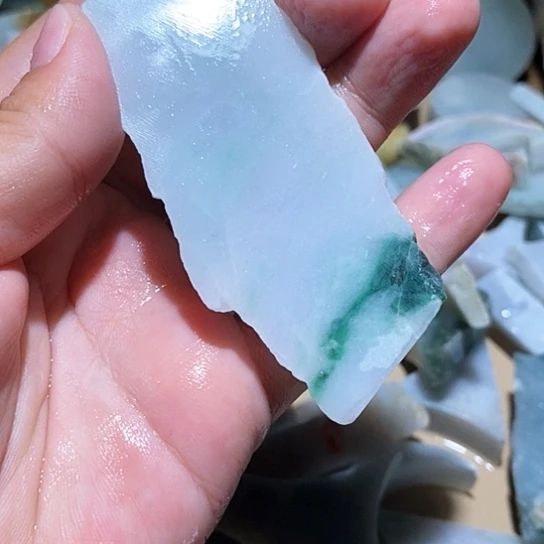 散珠翡翠边角料56