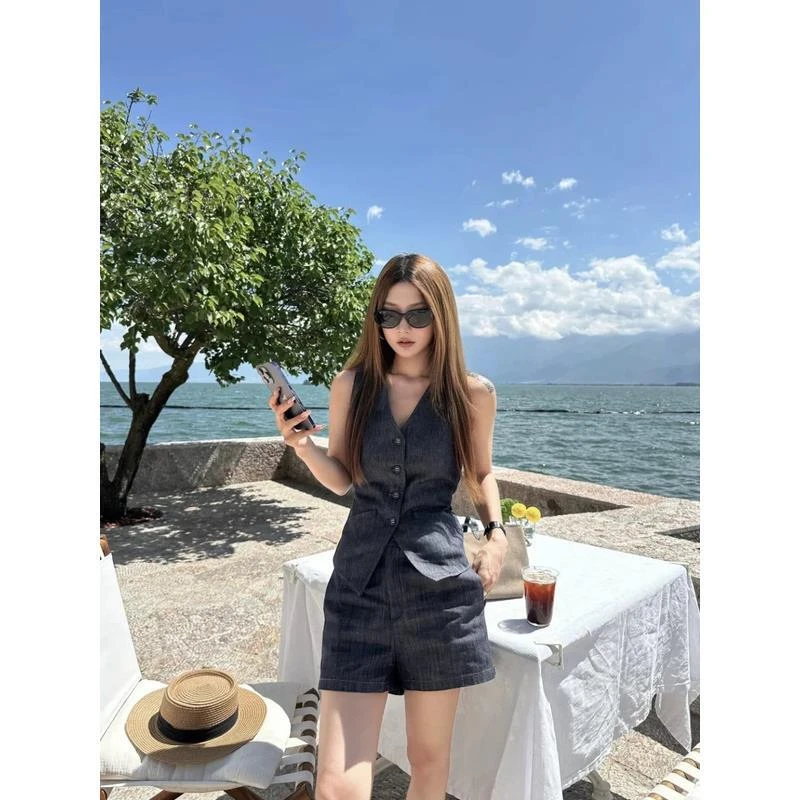 老钱风牛仔套装女2025年夏季网红休闲无袖马甲开衫短裤时尚两件套