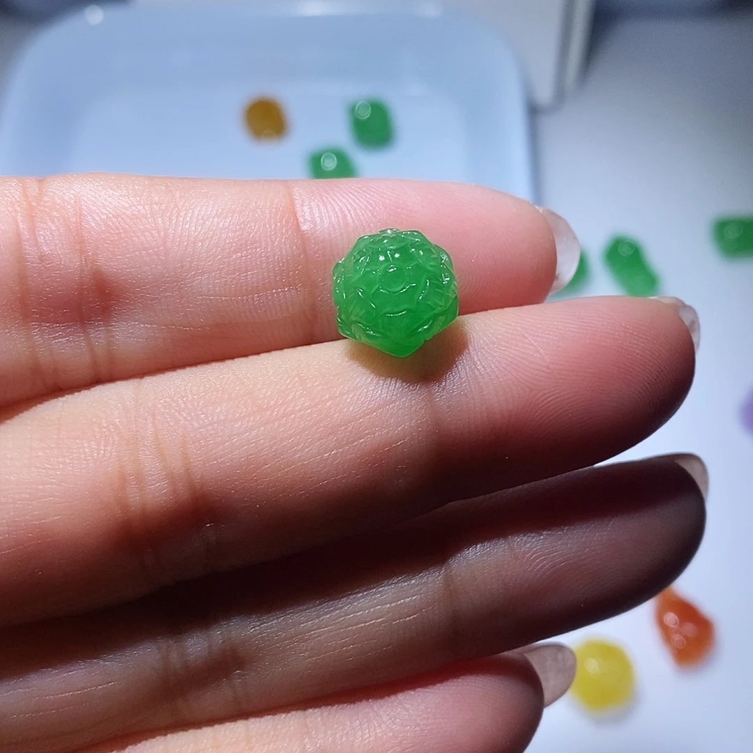 颈饰未镶嵌翡翠云**子11