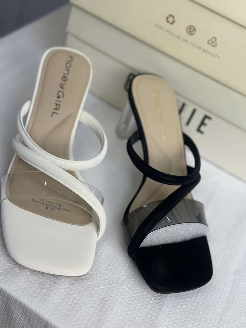 网红透明凉拖鞋女外穿2025新款夏爆款时尚百搭仙女粗跟高跟一字拖