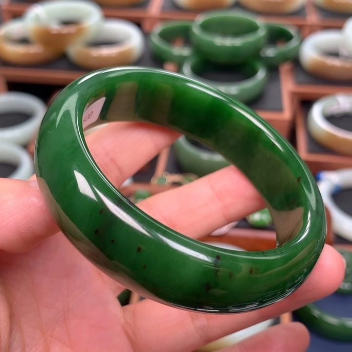 和田玉（碧玉）手镯未镶嵌58