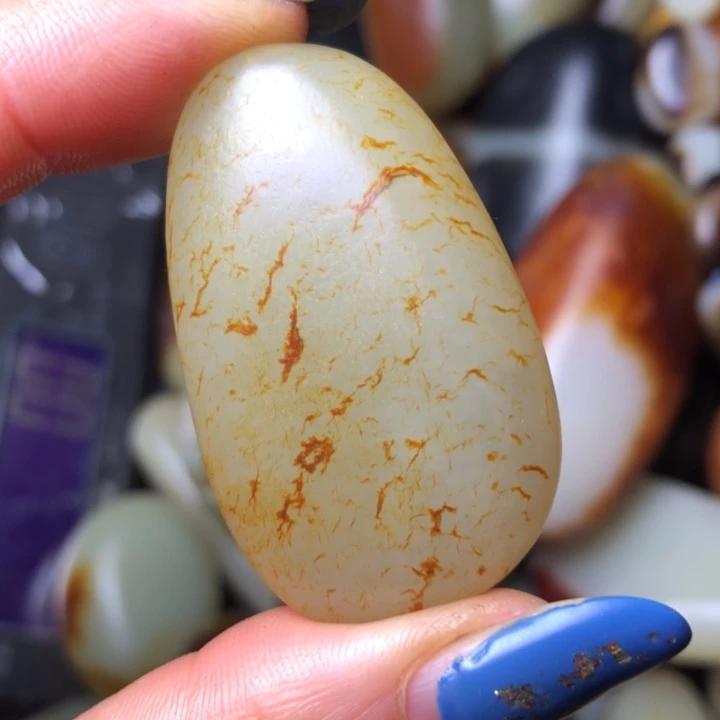 和田玉未镶嵌珠宝奇石