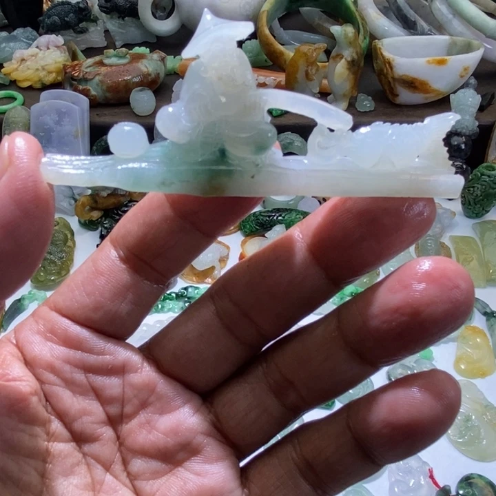 定制翡翠未镶嵌毛货