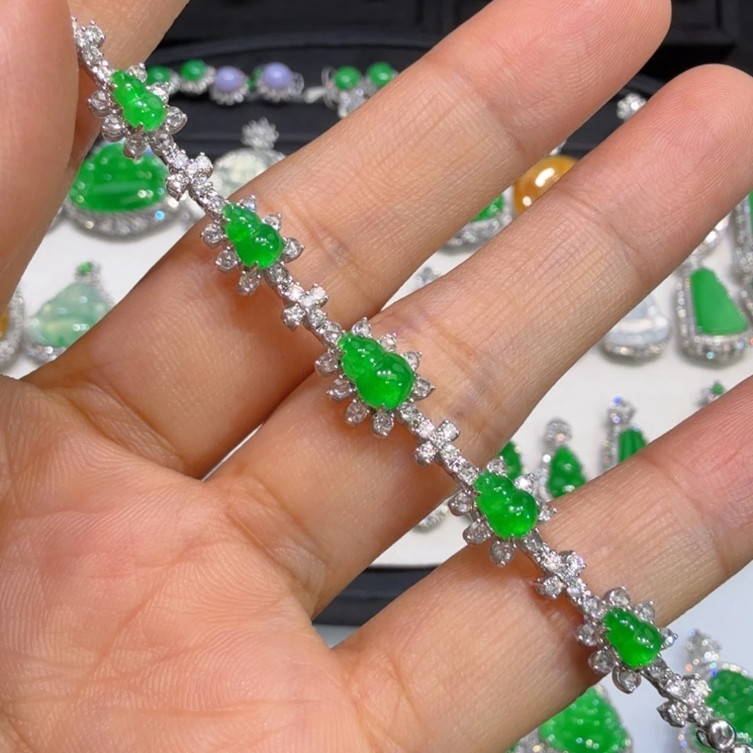 翡翠18K金镶嵌手链