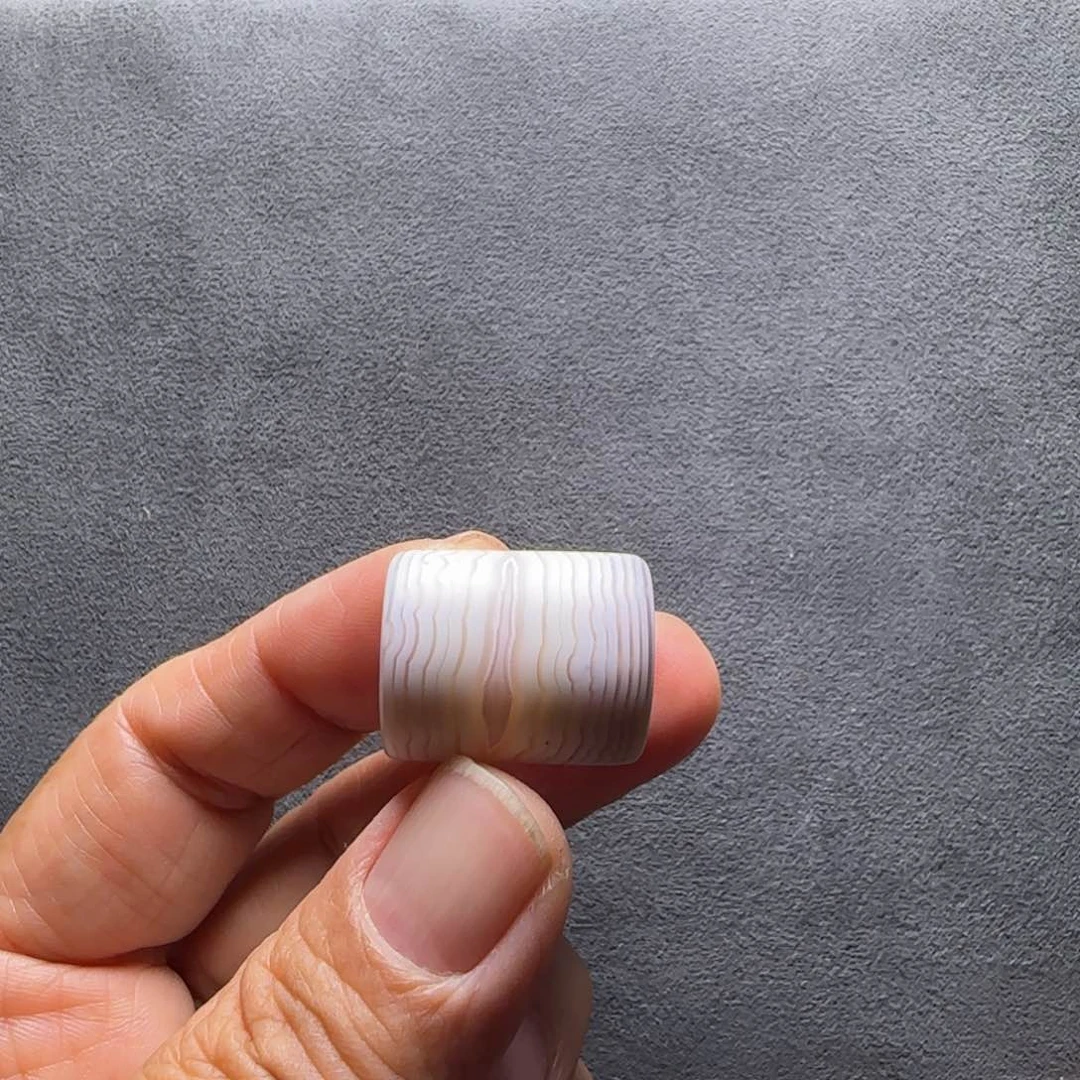 玛瑙/玉髓颈饰未镶嵌小*花