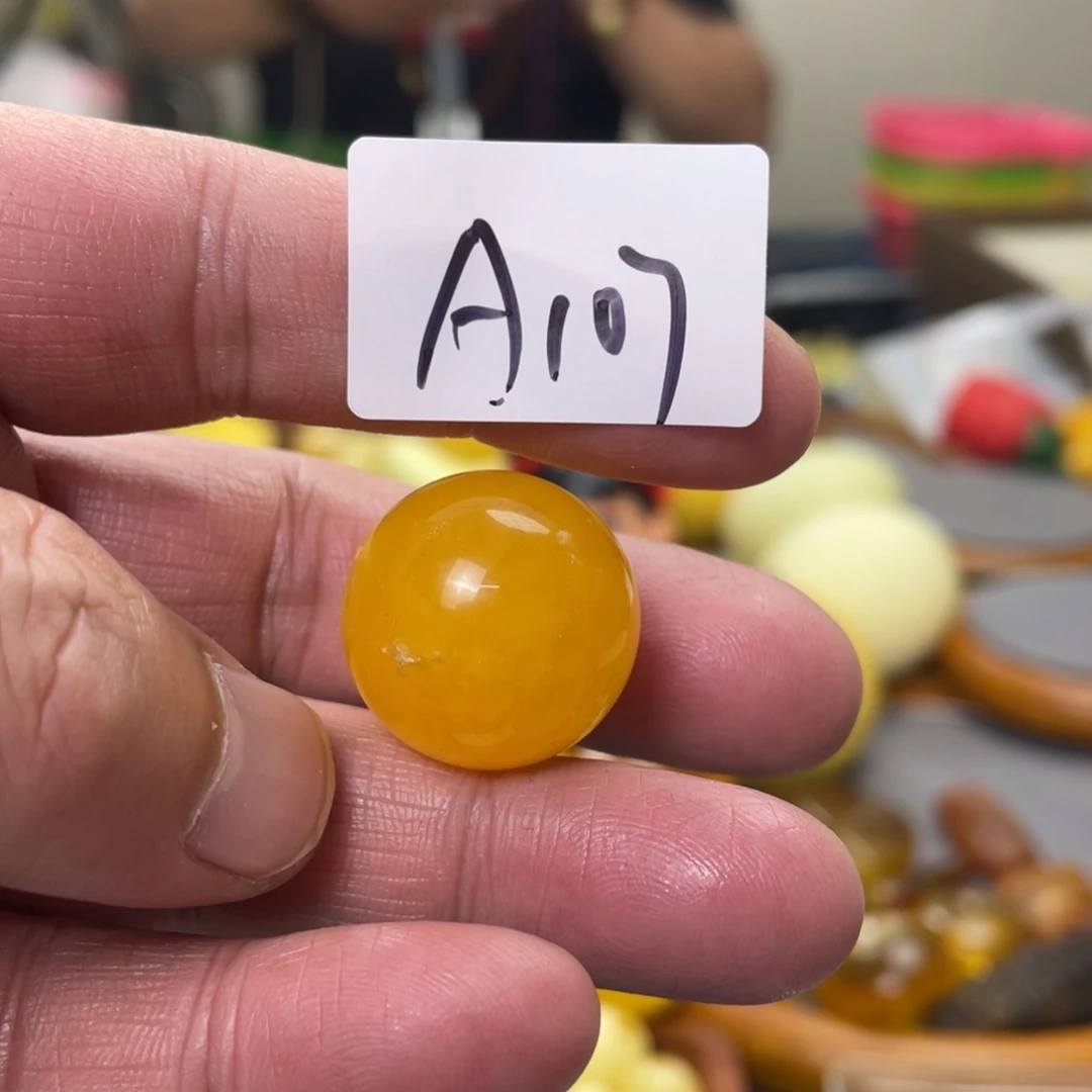 手链琥珀未镶嵌多样性发，发其中一件