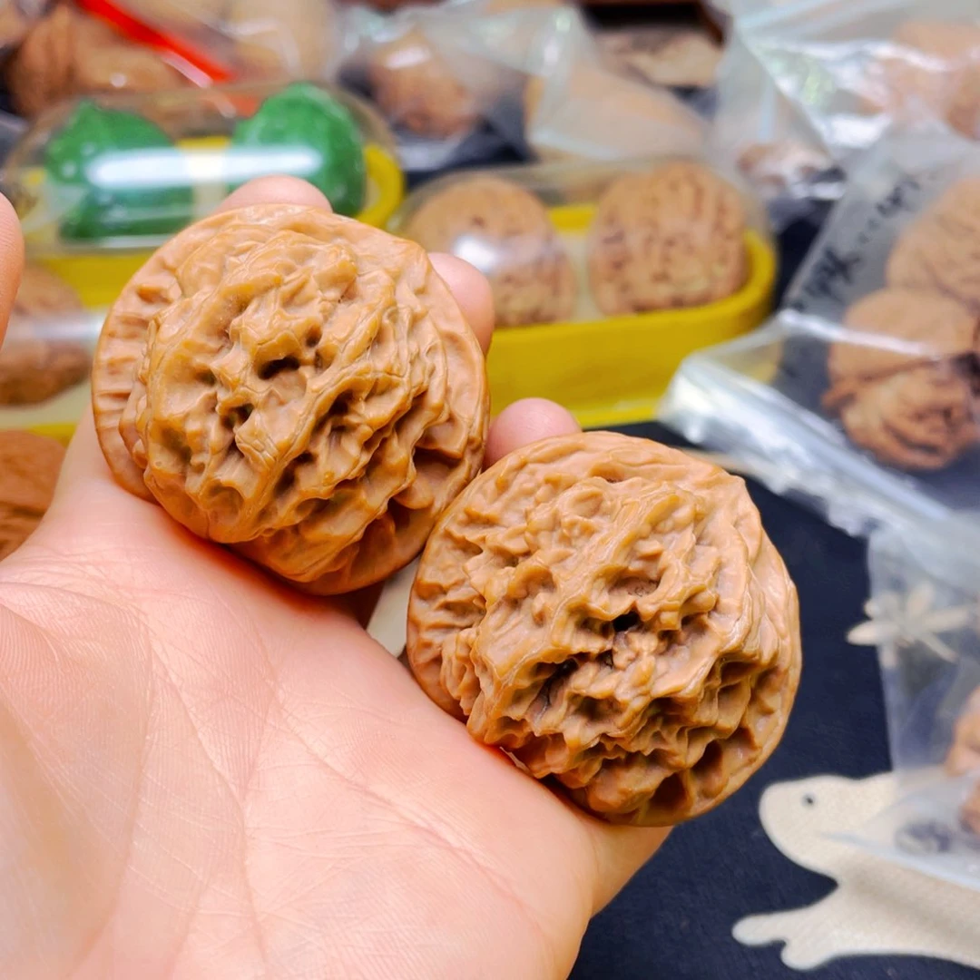 吊坠文玩核桃帝王狮子头