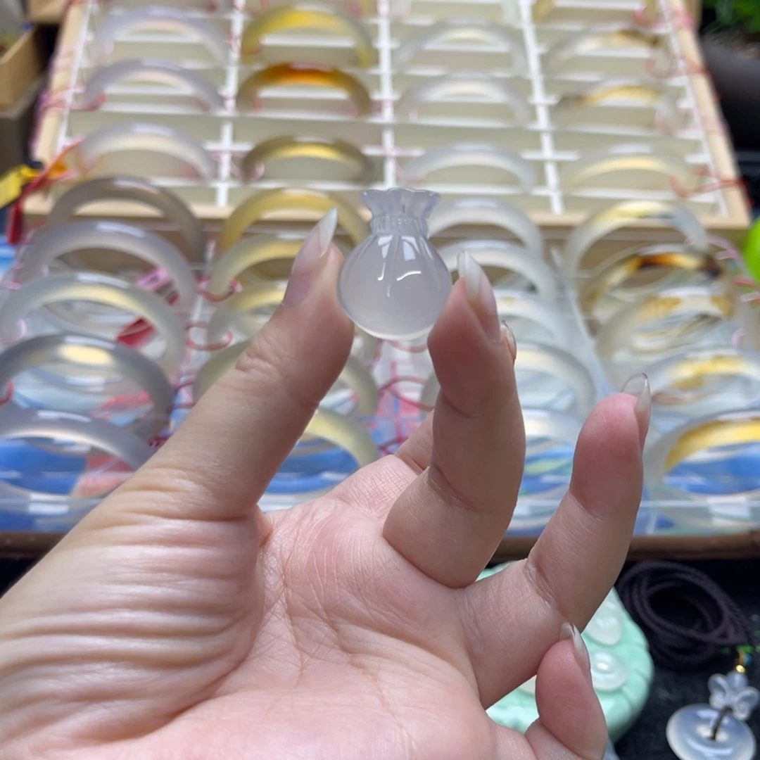 玛瑙/玉髓颈饰未镶嵌趣*多