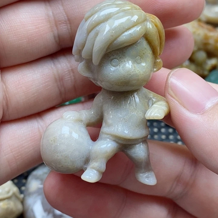 石英质玉颈饰未镶嵌