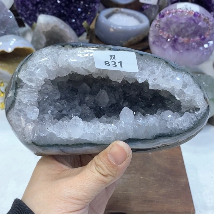水晶大型摆件（非配饰）未镶嵌
