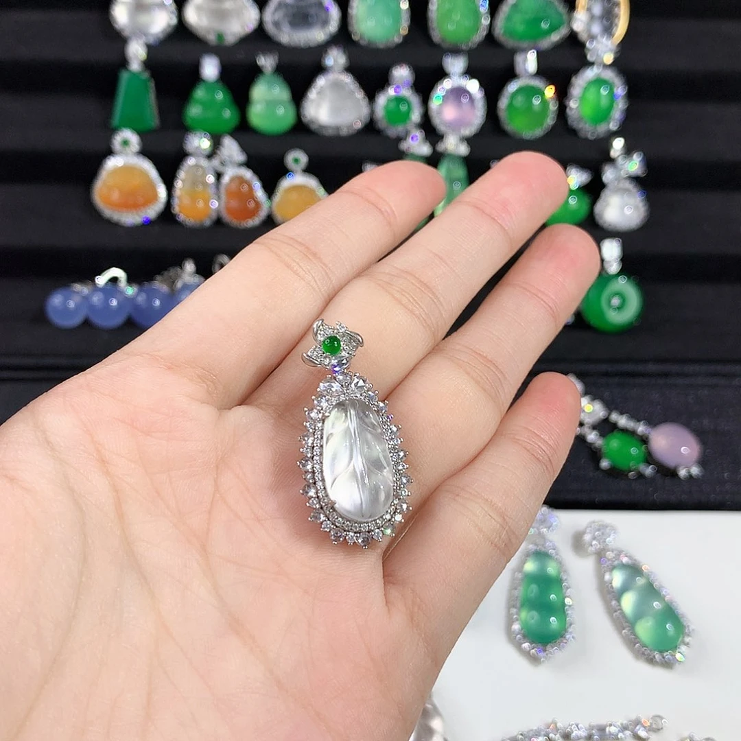 颈饰银S925镶嵌石英质玉就***使