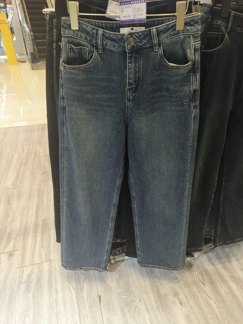 冬季加长版黑色牛仔裤