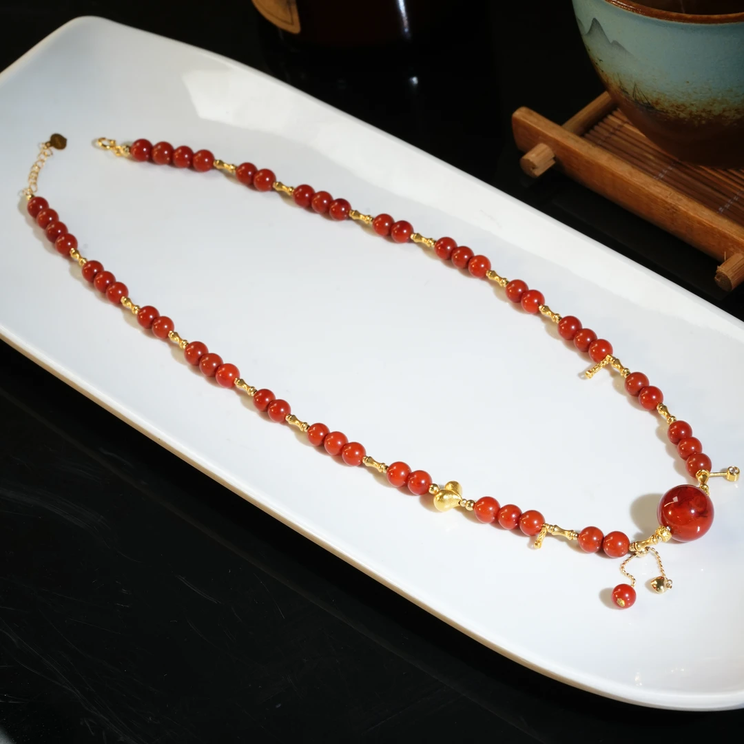 【东方十八岁】【暮云平】南红18K金设计款项链锁骨链多样性发其一