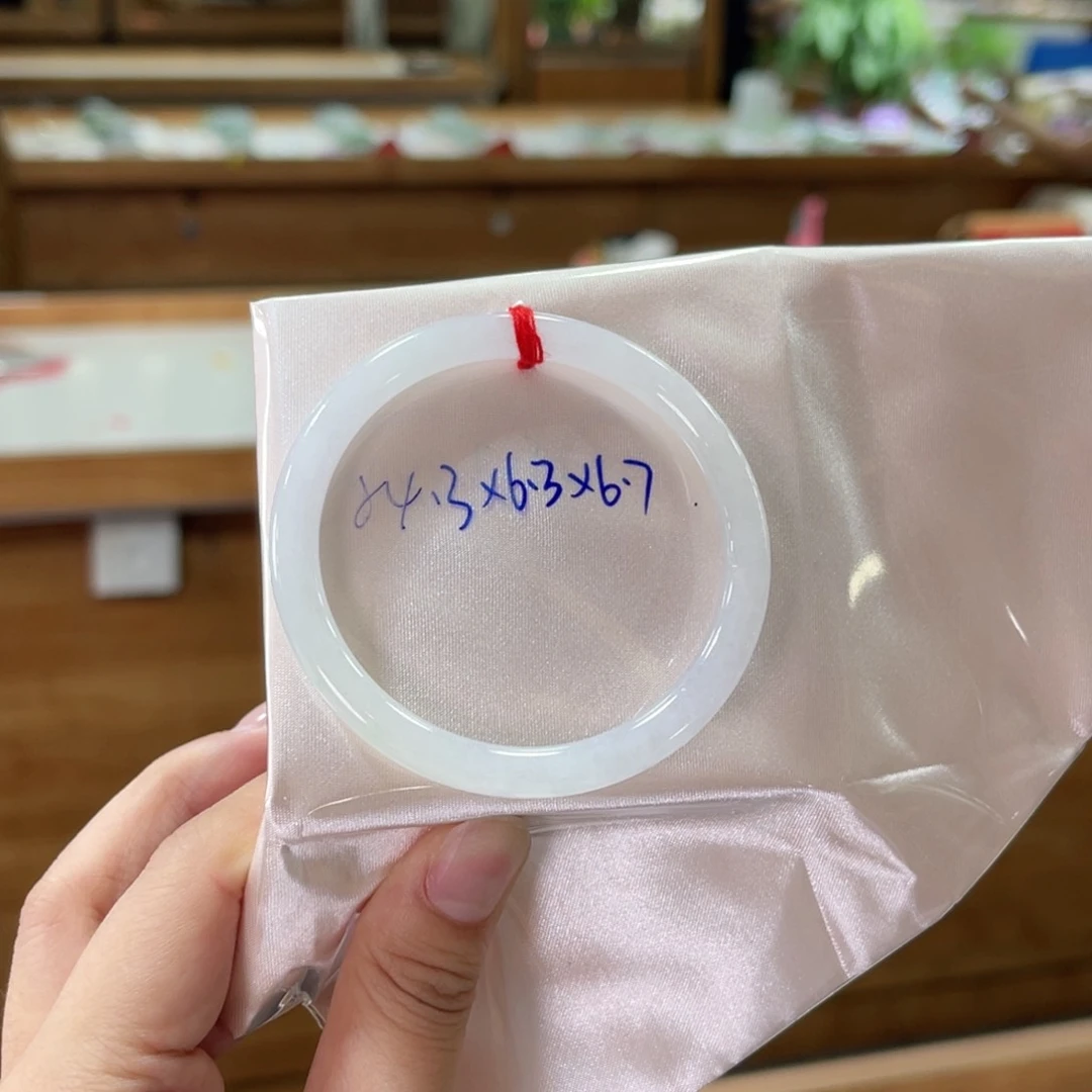 未镶嵌手镯翡翠翡翠