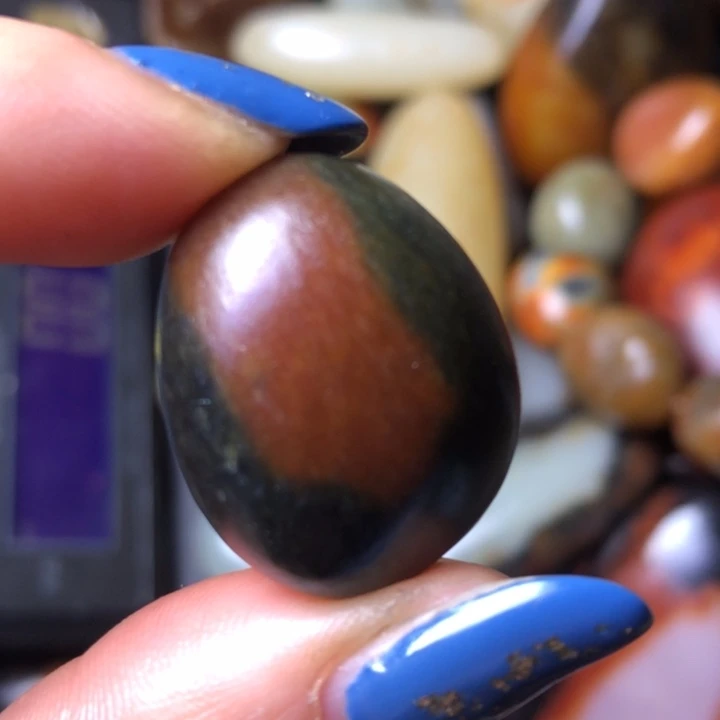 和田玉未镶嵌珠宝奇石