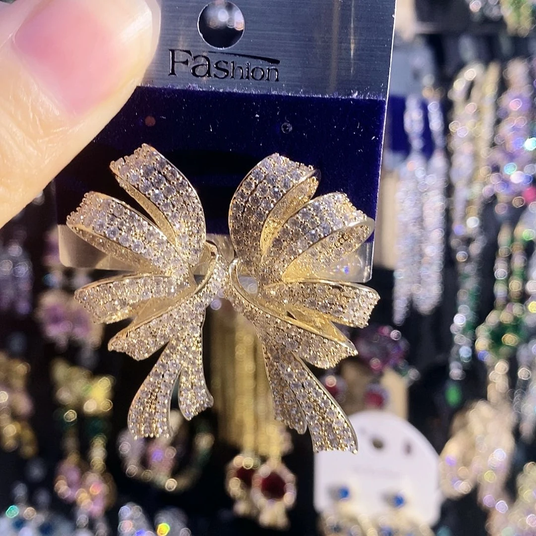 锆石纯铜合金锆石