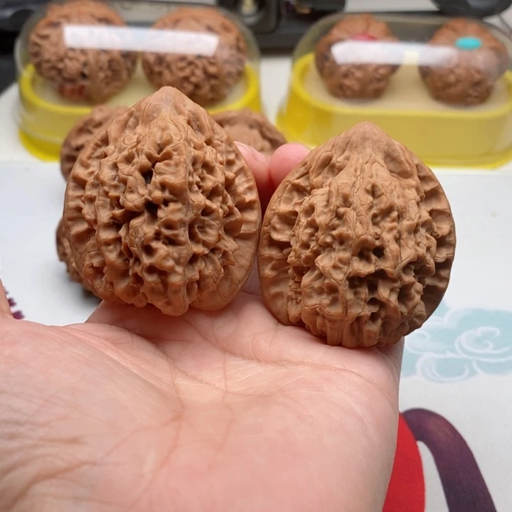 文玩核桃吊坠45官帽